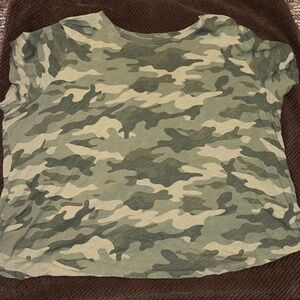 Old Navy Green Camouflage Tee